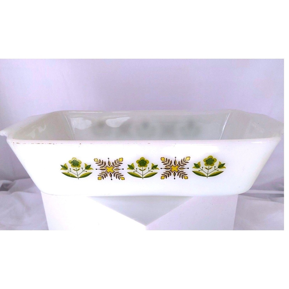 VINTAGE ANCHOR HOCKING Fire King Casserole # 441 Meadow Green Loaf Pan 1 Qt